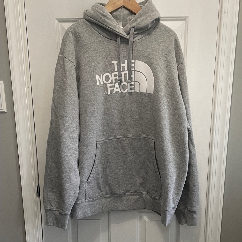 The North Face Men's Heather Gray Hoodie